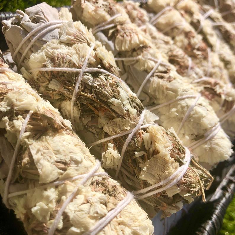 White Sage with White Sinuata Flowers Smudge Sticks (4")